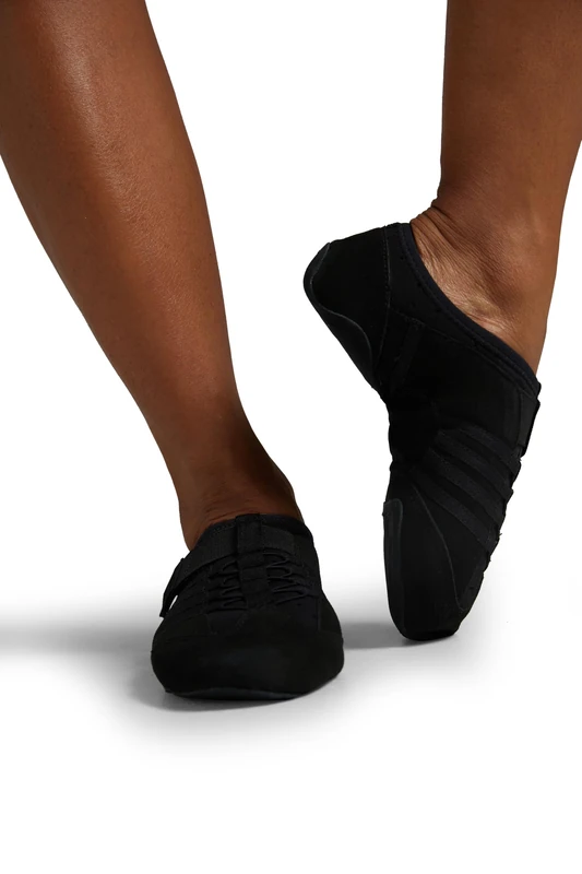 Capezio Academy Character Shoe With 1" Heel Character Shoe - Black, 11m