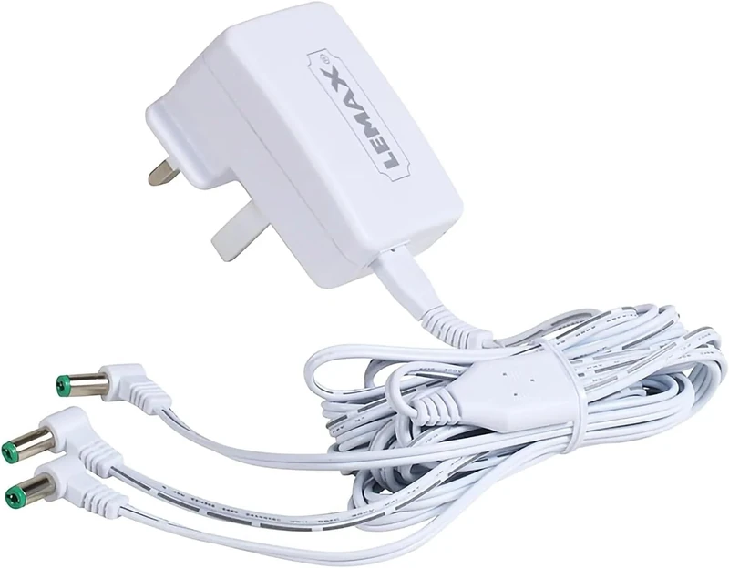 Lemax 94565-UK Power Adaptor 4.5V 550mA 3-Output (White) (UK Plug)