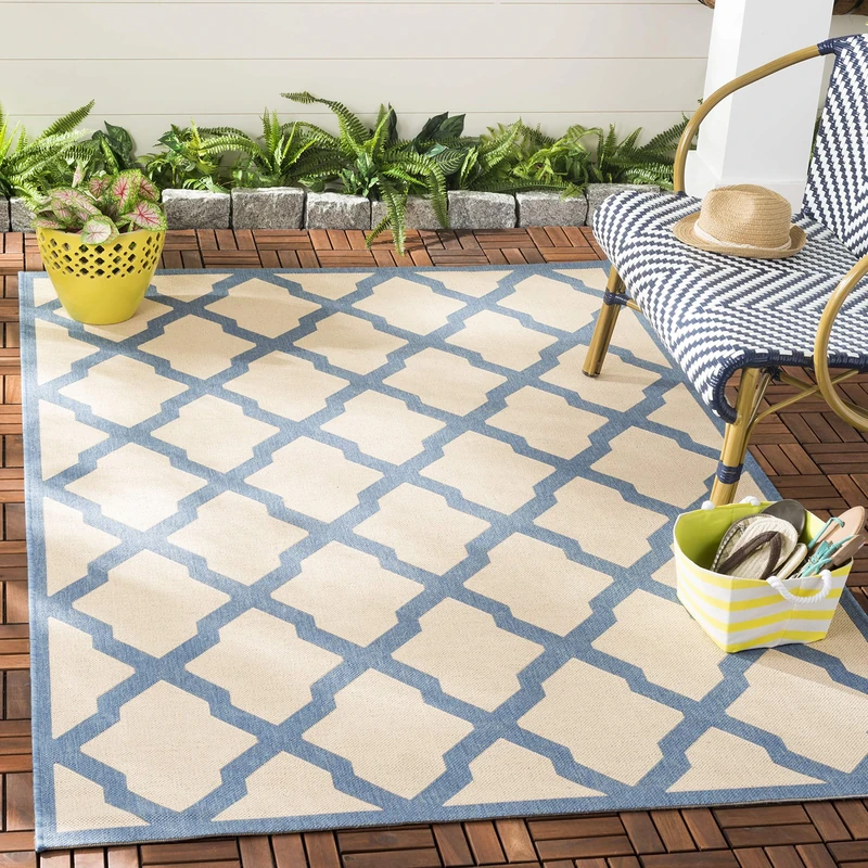 SAFAVIEH Trellis Rug for Indoor & Outdoor - Beachhouse Collection, Short Pile, in Cream and Blue color, 79 X 152 cm