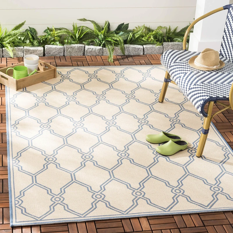 SAFAVIEH Trellis Rug for Indoor & Outdoor - Beachhouse Collection, Short Pile, in Cream and Blue color, 155 X 229 cm