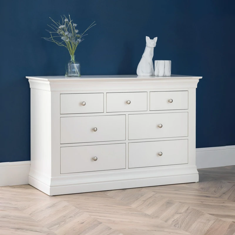 Julian Bowen Clermont 4+3 Drawer Chest, White