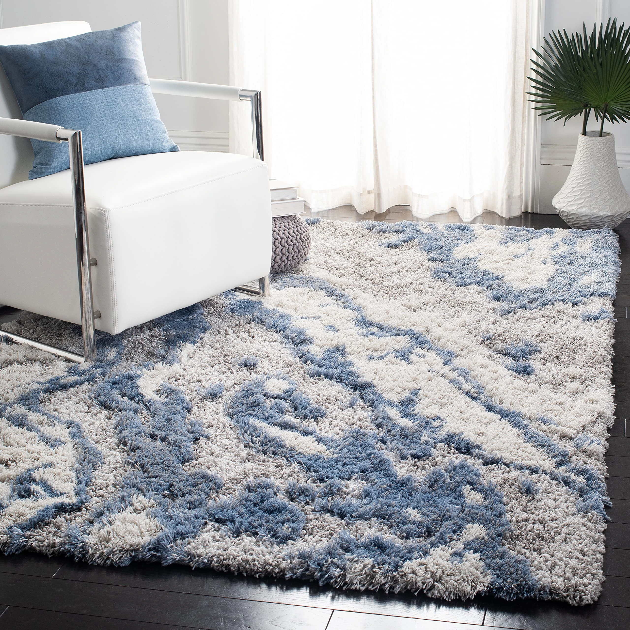 SAFAVIEH Shag Rug for Living Room, Dining Room, Bedroom - Horizon Shag Collection, Short Pile, in Grey and Blue, 122 X 183 cm