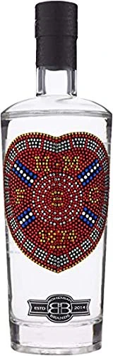 Heart of Midlothian Gifts for Men & Women | Official Heart of Midlothian FC Crystal Edition Birthday Vodka for Hearts Football Fans | Premium Alcohol by Bohemian Brands – 150 cl