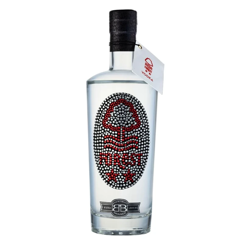 Nottingham Forest Gifts for Men & Women, Official Nottingham Forest FC Crystal Edition Birthday Vodka for Reds Football Fans, Premium Alcohol by Bohemian Brands -150 cl