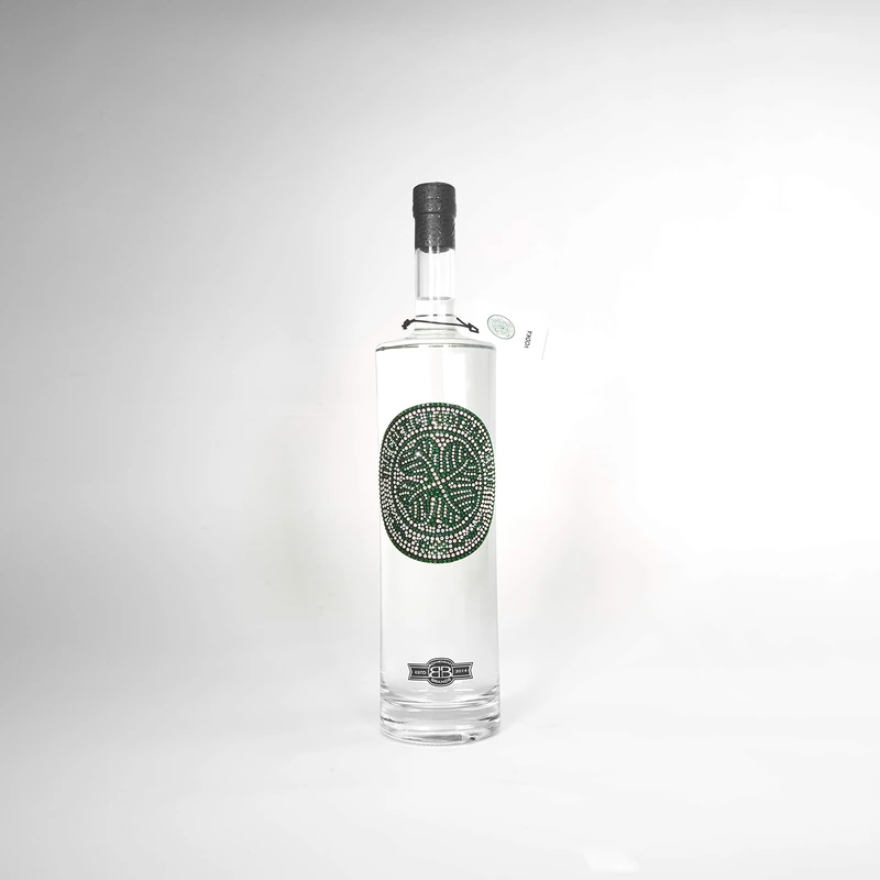 Celtic Vodka Gifts for Men & Women | Distilled 5 Times | Official Celtic FC Crystal Edition Birthday Drink for Celts Football Fans | Premium Alcohol by Bohemian Brands - 37.5%, 150 cl - Image 1