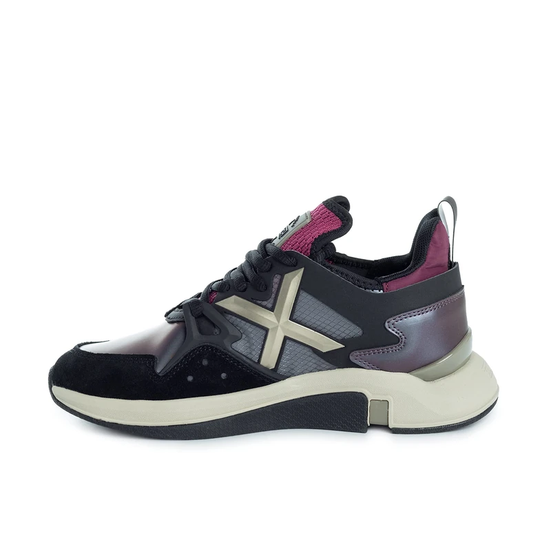 Munich Unisex Clik Sneaker, Black/White, 6.5 UK