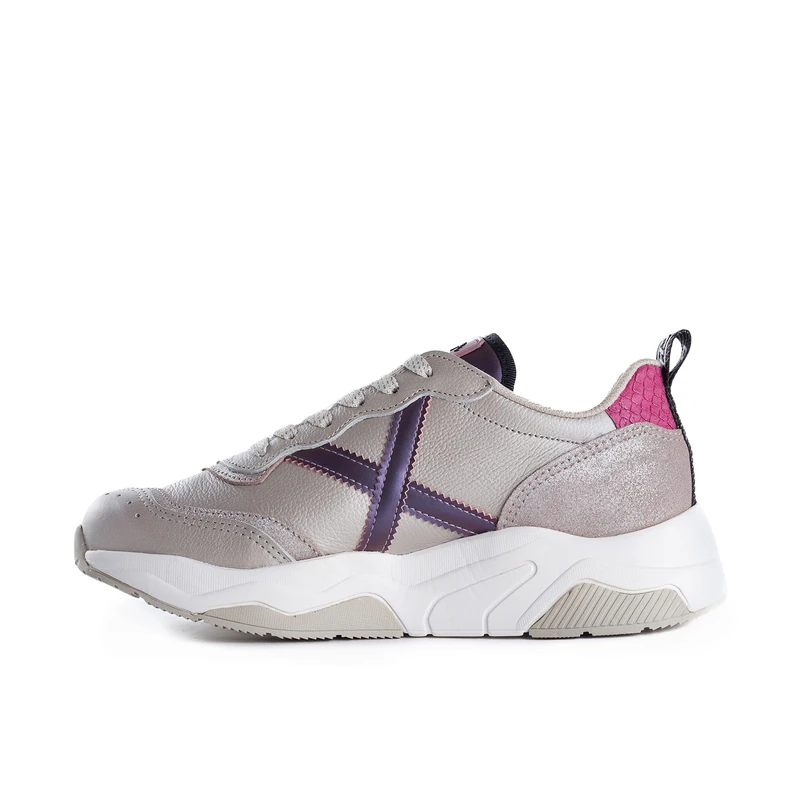 Munich Women's Wave Sneaker, Metallic Silver, 4 UK