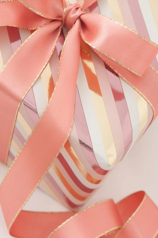 Berisfords Edge Satin, Rose Gold, 25mm