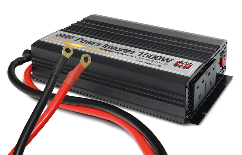 POWER INVERTER WITH USB 1500W 12V/230V