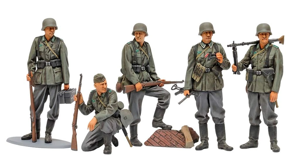Tamiya 1/35 German Infantry Set (Mid WWII) - Unpainted Figures # 35371