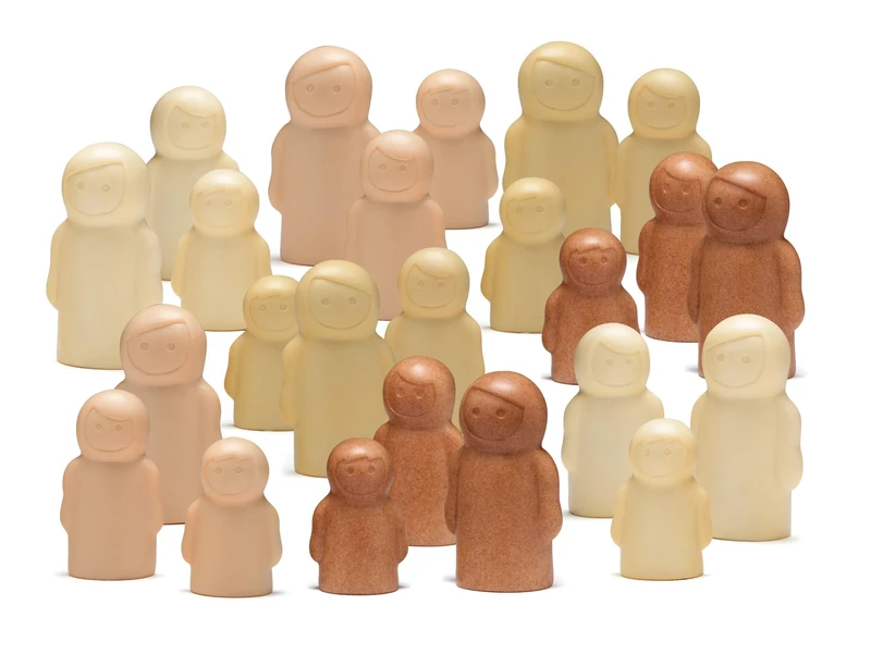 Yellow Door Little People Bumper Play Set | Set of 24 figures in three sizes | Early Years |Doll House Accessories for 2 3 4 5 year olds | Outdoor Learning Toys | emotional learning | small world play