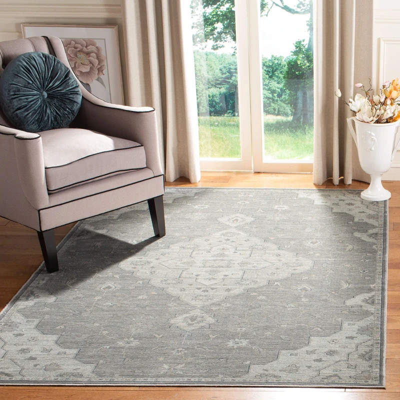 Safavieh Isobel Vintage Inspired Rug, Woven Soft Viscose Carpet in Grey/Beige, 100 X 140 cm,VTG873-7110-3 - Image 1