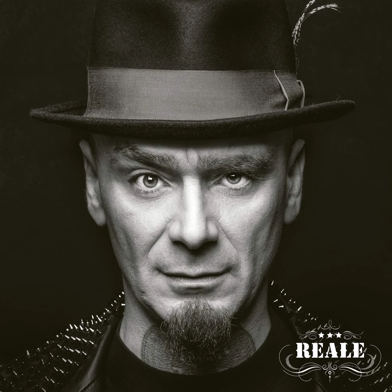 Reale (Box Con CD + Bluray + Pashmina + Carte Da Gioco) - Image 1