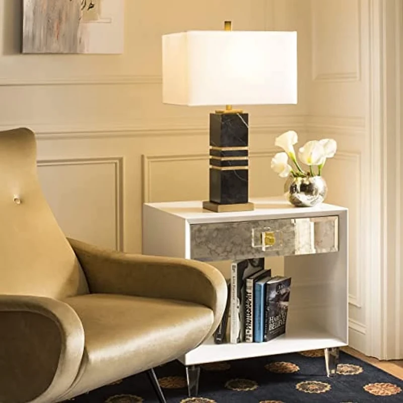 SAFAVIEH Modern Metal Table Lamp, in Black and Gold