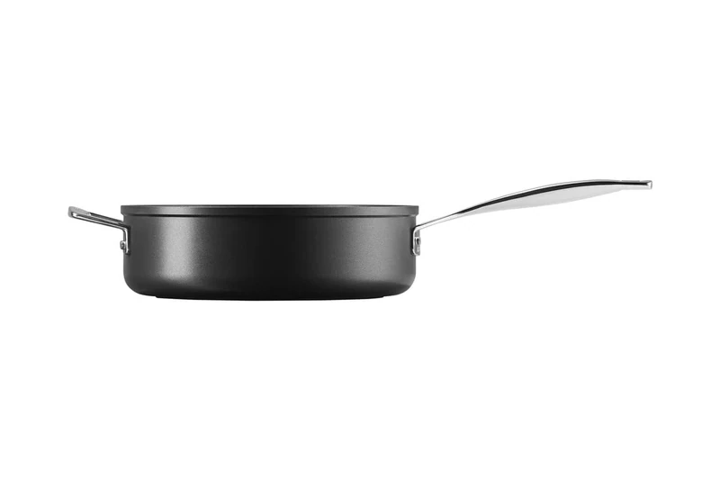 LE CREUSET Toughened Non-Stick Sauté Pan Without Lid, Ideal for All Hob Types Including Induction, 26 cm, Black, 51110260010202
