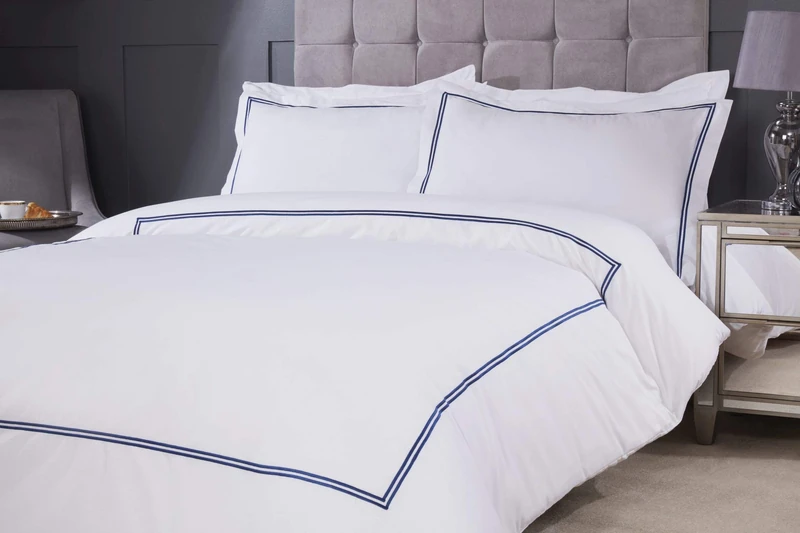 Emma Barclay Mayfair - Embroidered Duvet Set with Oxford Pillowcase in Navy - Super King Bed