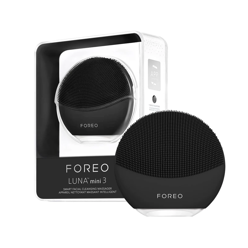 Foreo Luna Mini 3 Facial Cleansing Brush - Travel Accessories - Face Massager Electric, Ultra-Hygienic Silicone - Simple Face Wash - Electric Face Cleanser - App-Connected - Midnight