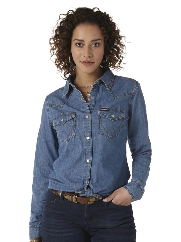 Wrangler Women's Retro Long Sleeve Western Snap Shirt, Mid Denim, M
