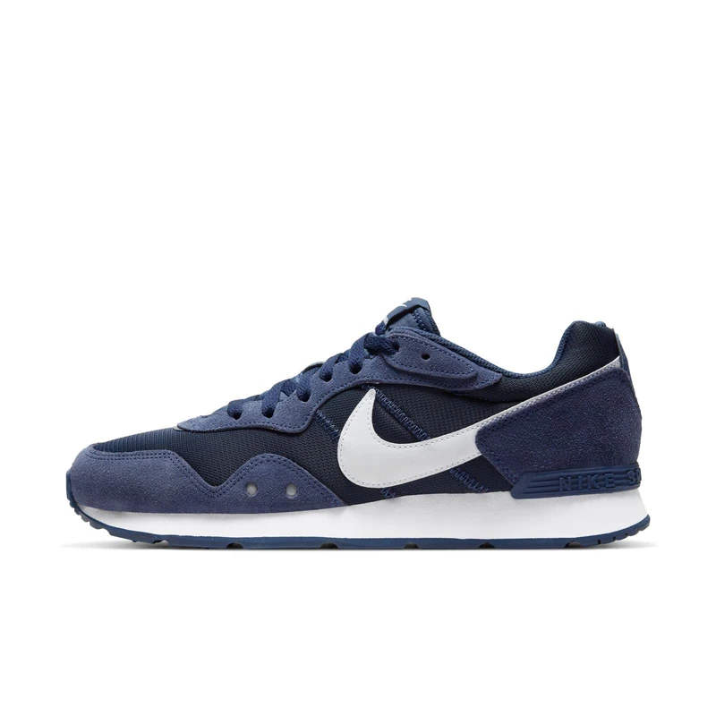 NIKE Men's Venture Runner Sneaker, Midnight Navy White Midnight N, 9.5 UK Narrow