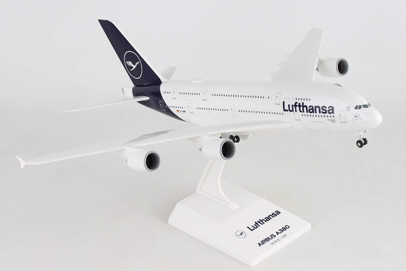 Skymarks Daron Lufthansa A380 w/Gear New Livery 1/200 (SKR1032)