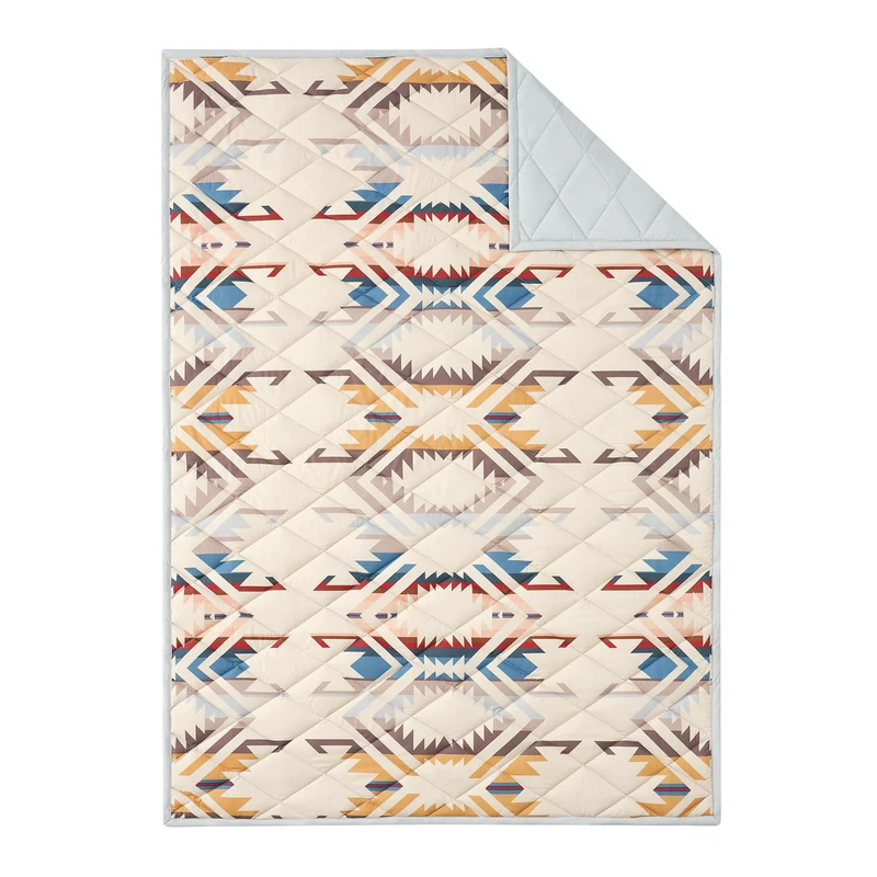 PENDLETON 17066 White Sands Throw Blanket, Roll-Up Lightweight Cotton Bedding Quilt, Home Decor Oversized Warm Accent Western Aztec Blanket for Couch, Bed, Outdoor Picnic, 50 x 70-Inch, Sandshell