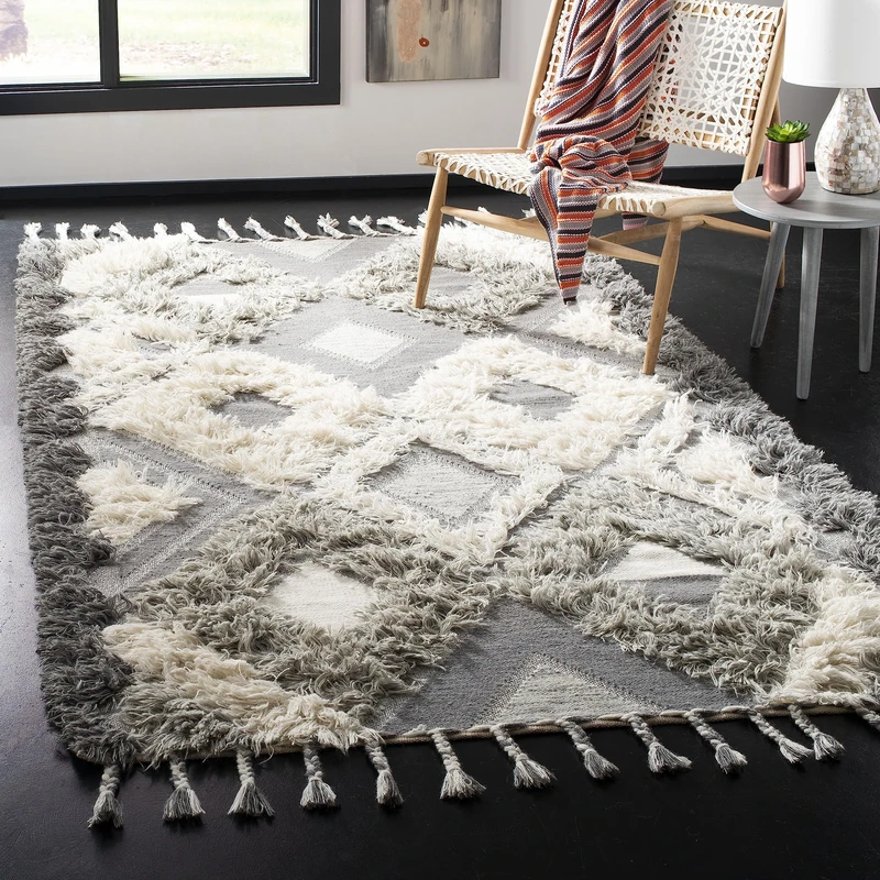 SAFAVIEH Moroccan Inspired Rug for Living Room, Dining Room, Bedroom - Kenya Collection, High Pile, in Grey and Ivory, 160 X 229 cm