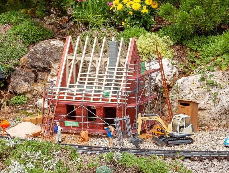 POLA G Construction Scaffolding with Accessories