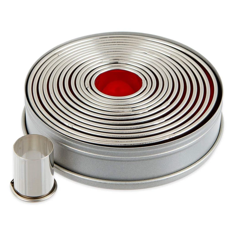 Thermohauser 8300031697 Cookie Cutter Set, Round, Smooth Edge, 14 Pieces, Diameter 2.3-11.0 cm, Packed Storage tin, Stainless Steel