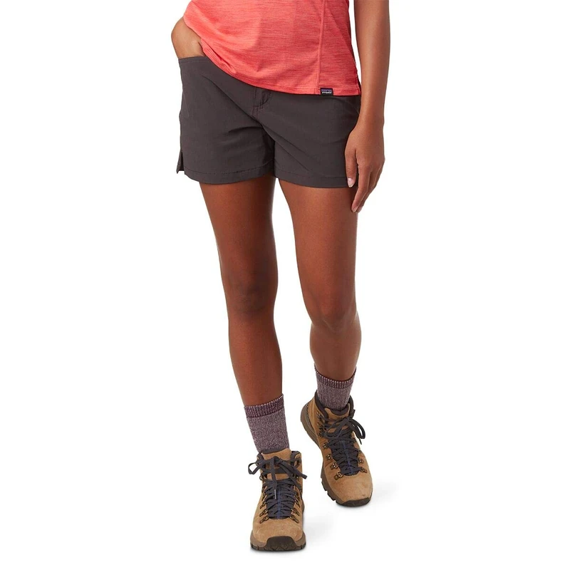 FJALLRAVEN F89431-030 High Coast Lite Shorts W Dark Grey 48