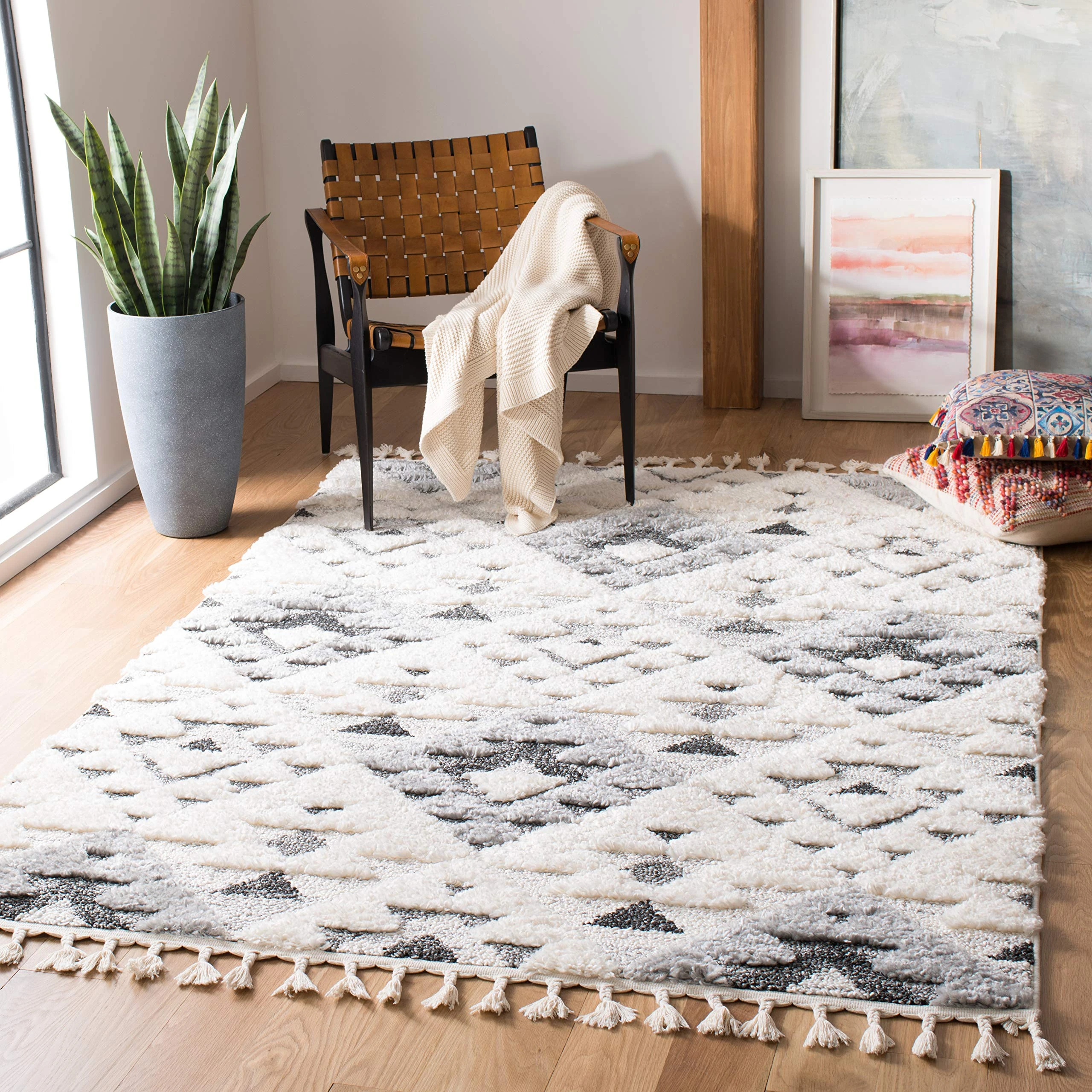 Safavieh Shaggy Rug for Living Room, Dining Room, Bedroom - Moroccan Tassel Shag Collection, Short Pile, in Ivory and Grey, 201 X 279 cm