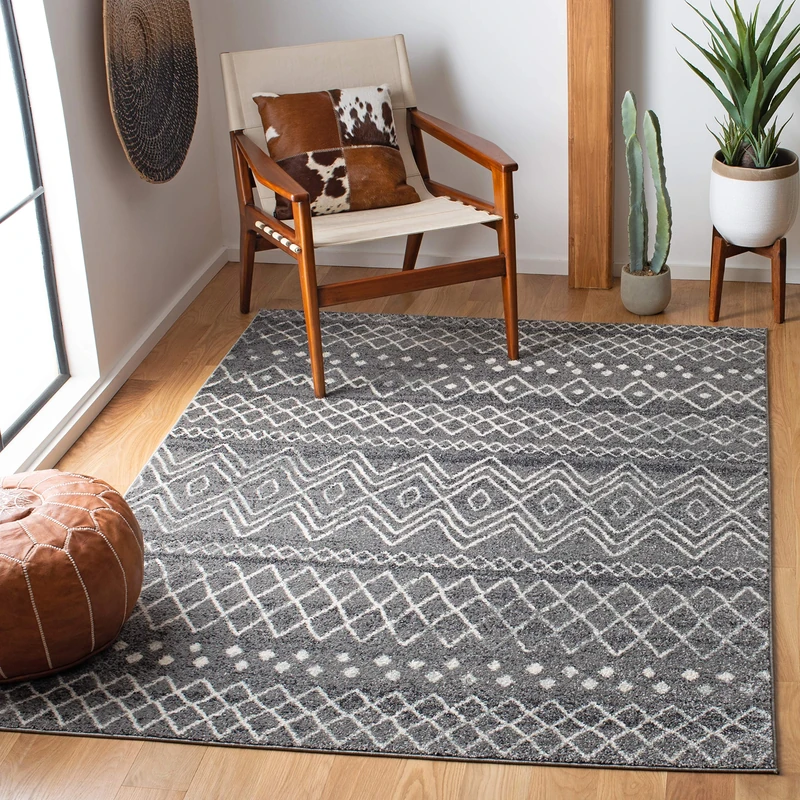 Safavieh Modern Chic Indoor Woven Rectangle Area Rug, Madison Collection, MAD798, in Charcoal / Ivory, 155 X 229 cm for Living Room, Bedroom or Any Indoor Space