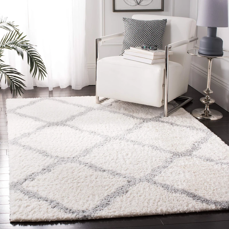 Safavieh Shaggy Indoor Woven Rectangle Area Rug, Parma Shag Collection, PMA521, in Cream/Grey, 91 x 152 cm for Living Room, Bedroom or Any Indoor Space