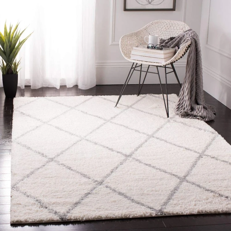 Safavieh Shaggy Indoor Woven Rectangle Area Rug, Parma Shag Collection, PMA515, in Cream/Grey, 91 x 152 cm for Living Room, Bedroom or Any Indoor Space