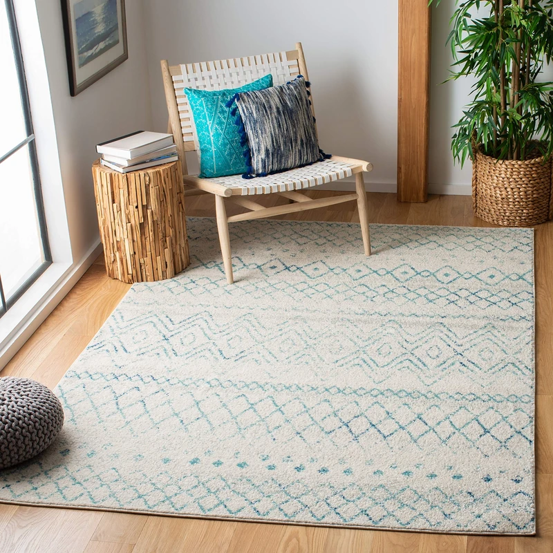 Safavieh Modern Chic Indoor Woven Rectangle Area Rug, Madison Collection, MAD798, in Ivory / Aqua, 155 X 229 cm for Living Room, Bedroom or Any Indoor Space