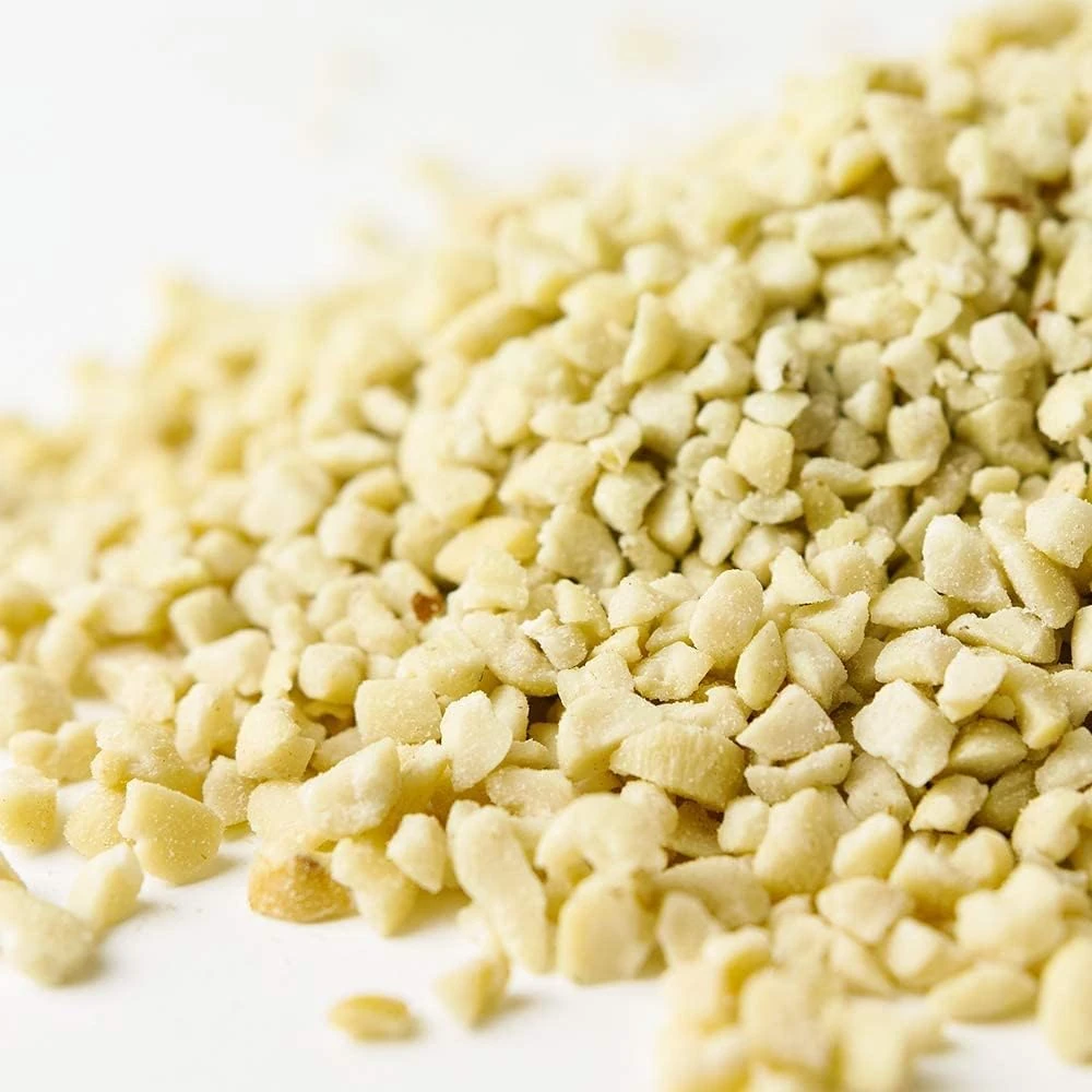 GardenersDream Kibbled Peanuts | Premium Grade Garden Wild Bird Nut Food | Freshly Crushed Peanut Granule Feed | Aflatoxin Free Mix | Protein-Rich, High in Energy Mixture for Birds in Tubs (5L Tub)