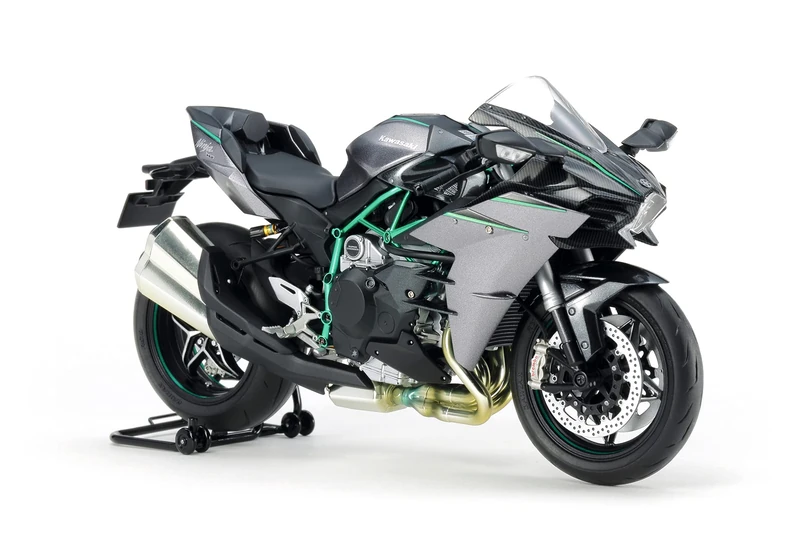 Tamiya Kawasaki Ninja H2 Carbon 1:12 Plastic Model Kit 14136 - Image 1