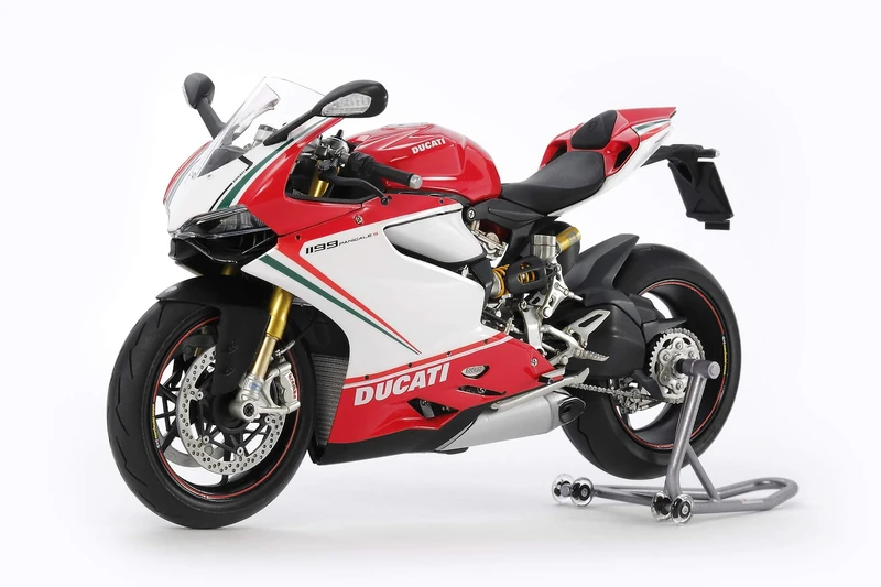 TAMIYA 300114132 1:12 Ducati 1199 Panigale S Tricolore, Faithful Replica, Model Building, Plastic Kit, Crafts, Hobby, Gluing, Model Kit, Assembly, Unpainted, Red