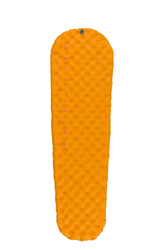 Sea to Summit - UltraLight Insulated Air Sleeping Mat Regular - Thermolite Air Mat - Tiny Pack Size - Pillow Lock System - 2.5 Season - Stuff Sack - For Ultralight Backpacking - Orange - 480g