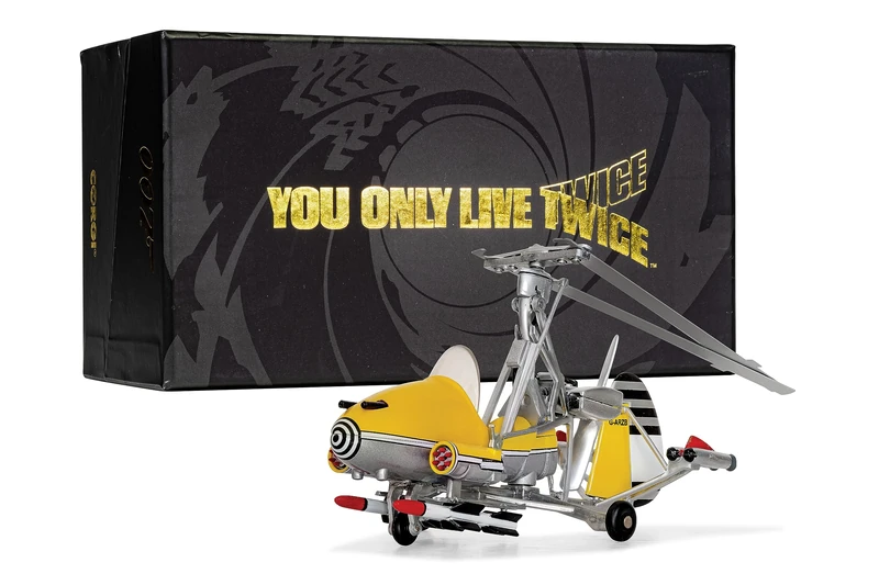 Corgi CC04604 James Bond Gyrocopter 'Little Nellie' Model Airplane - Diecast Planes & Aircraft Models for Ages 14+, Die Cast Plane, Toy Airplanes - Gift for Young Aviation Fans, Birthday Gifts for Him - Image 1