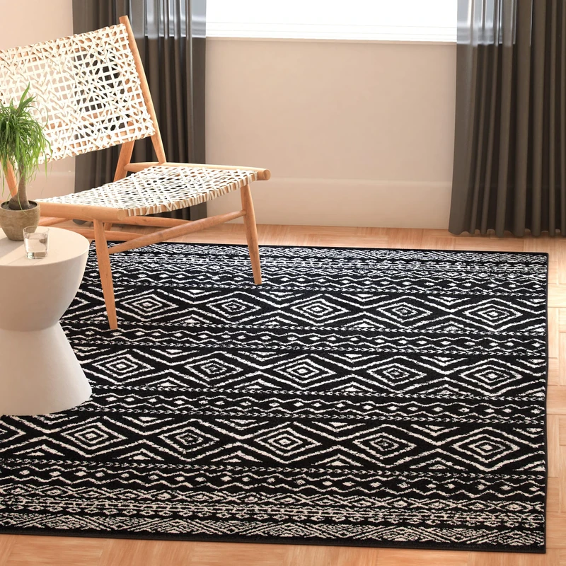 Safavieh Boho Chic Indoor Woven Rectangle Area Rug, Tulum Collection, TUL267, in Black / Ivory, 183 X 274 cm for Living Room, Bedroom or Any Indoor Space