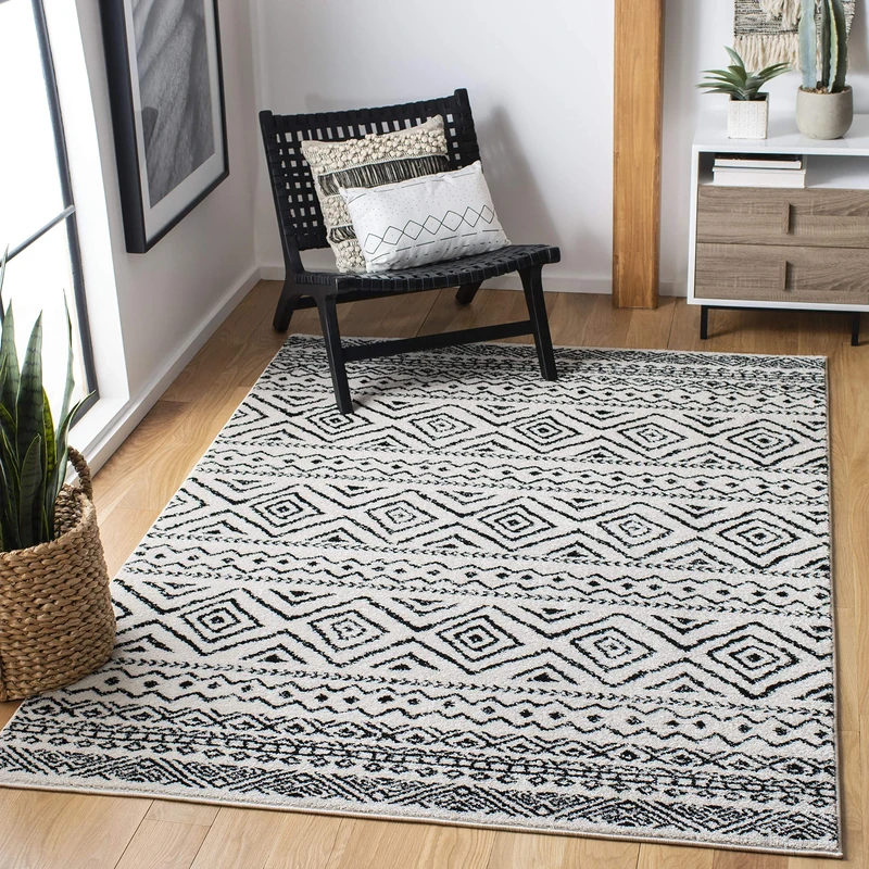 Safavieh Boho Chic Indoor Woven Rectangle Area Rug, Tulum Collection, TUL267, in Ivory / Black, 160 X 229 cm for Living Room, Bedroom or Any Indoor Space