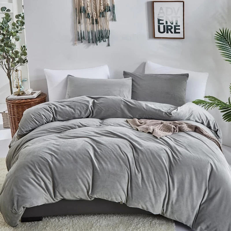 CLOTHKNOW Grey King Size Comforter Set Dark Gray Bedding Comforter Sets Soft Men Women Comforter with 2 x Pillow Cases