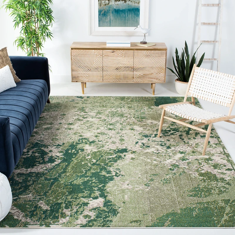 Safavieh Contemporary Rug for Living Room, Dining Room, Bedroom - Madison Collection, Short Pile, in Green and Ivory, 244 X 305 cm