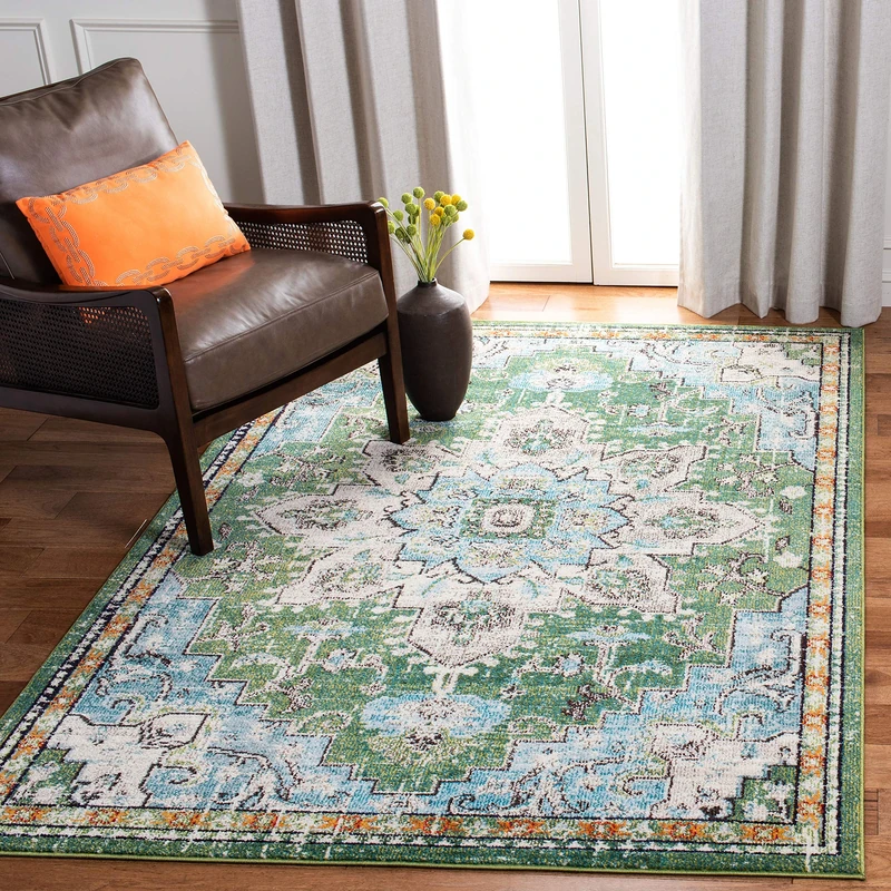 SAFAVIEH Boho Rug for Living Room, Dining Room, Bedroom - Madison Collection, Short Pile, in Green and Turquoise, 160 X 229 cm