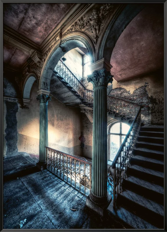 International Graphics - Framed art print - Matthias, Haker - ''Forgotten Glory''- 51 x 71 cm - Frame Color: Black - Series ATHOS - Image 1