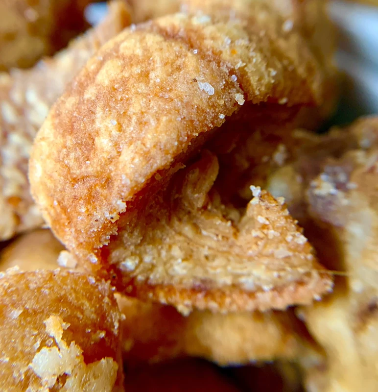 1 Kg Uncle Alberts Pork Scratchings