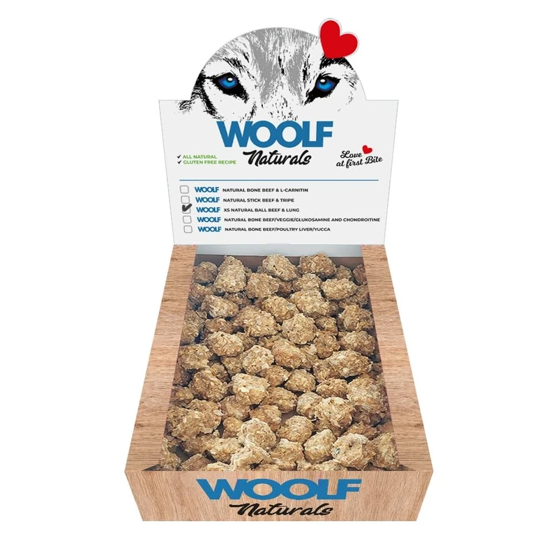 WOOLF Naturals Dog Treats - Complementary Pet Food. Gluten-Free and All-Natural Ingredients with Pro-Biotics. Ideal for Weight Control. Suitable for Dogs (Beef and Lung, 900g)