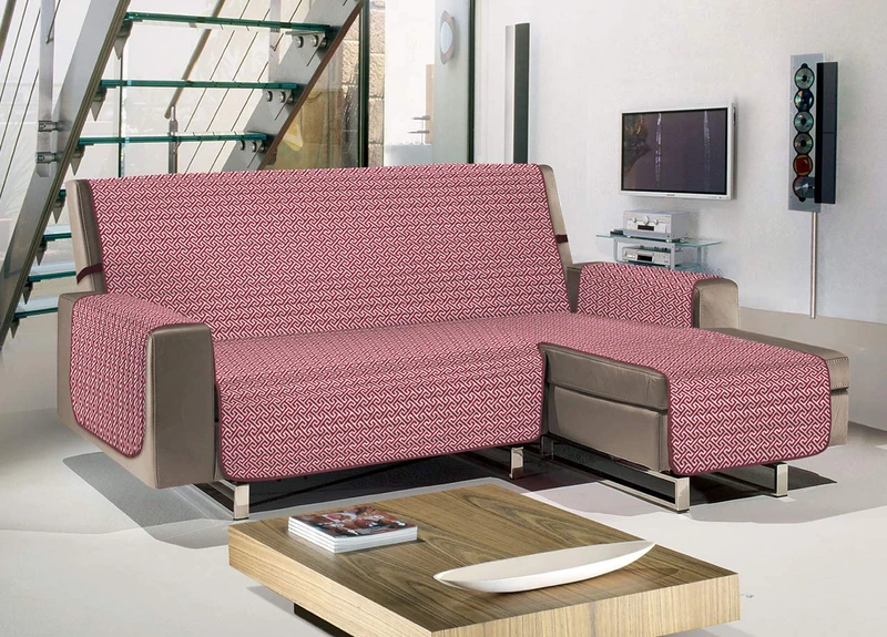 BIANCHERIAWEB Quilted Peninsula Sofa Cover, Stain Resistant, Waterproof, Model Olimpo Bordeaux 240 cm, Bordeaux - Image 1