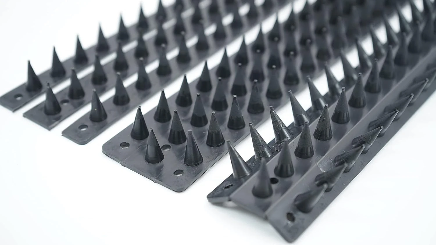 Prikkastrip Eco Fence Wall Spikes Garden Security. Anti-Climb Cat And Bird Deterrent Intruder Deterrent. Made In The UK Pigeon Spikes Pest Control For Gardens - Black 100 Pack - 50M to 150M