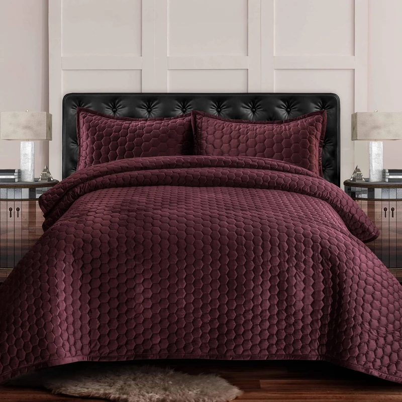 Tribeca Living Lugano Velvet Oversized Quilt Set, Polyester, Plum, Queen